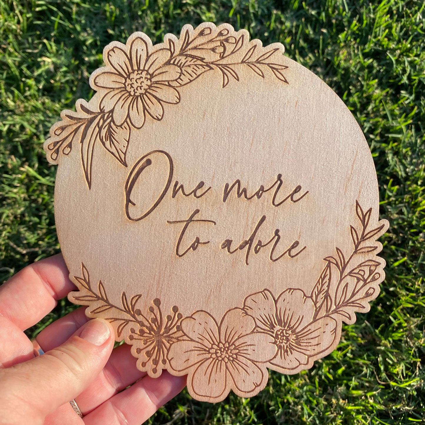 Floral Pregnancy Announcement - Timber Photo Prop - Maternity Gift